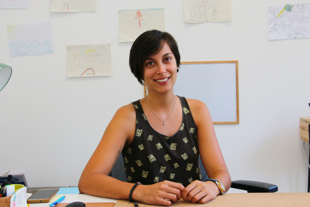 Anaïs Bergonzo, psychologue neuropsychologue, dans son cabinet à Carros